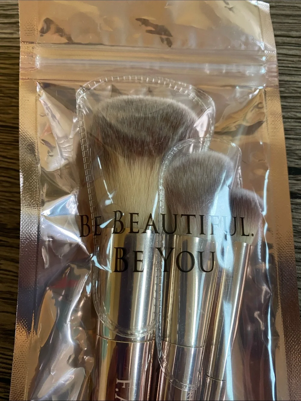 Clinique Coral Lipstick Cosmetic Make Up Pouch with FARAH 3 Piece Brush Set